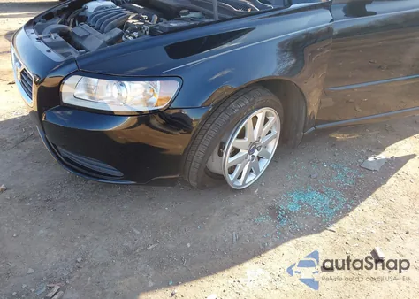 2008 Volvo S40 2.4I из США, поврежденный, VIN YV1MS382982400006